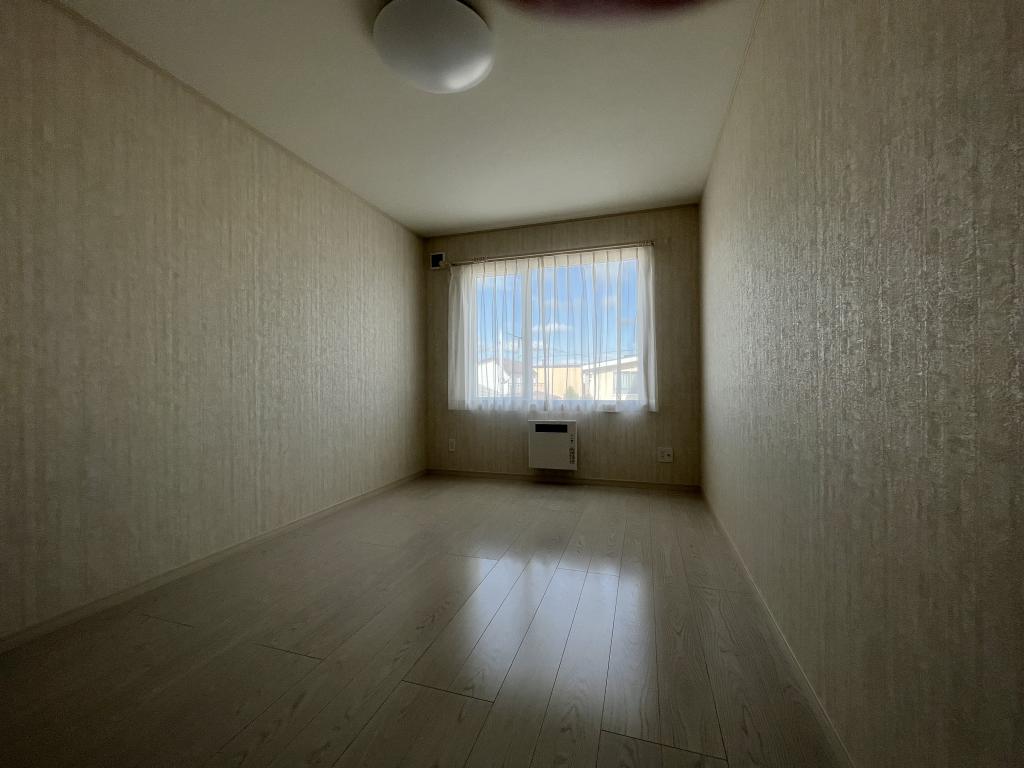 西富町３丁目１４８番６２　戸建て 内観