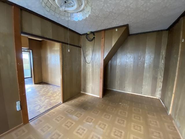 春光町３丁目２０番　戸建て 内観