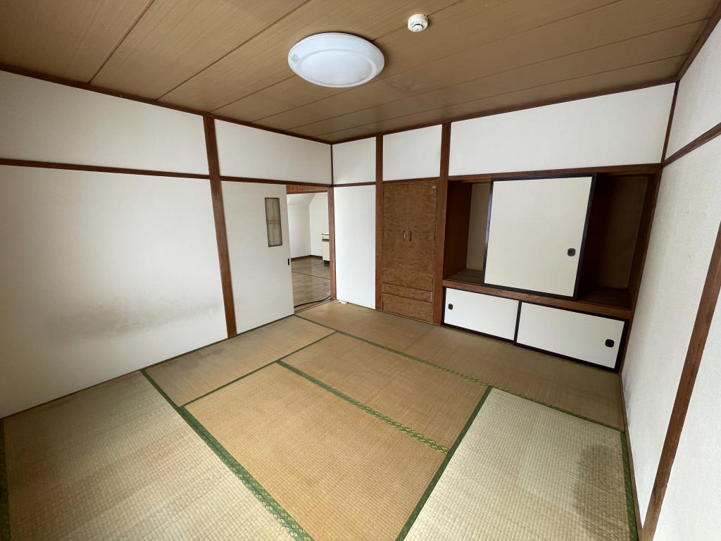 田端町１７番　戸建て 内観