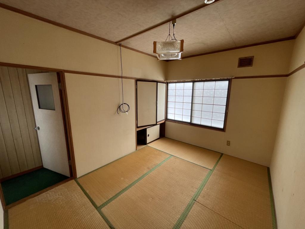 田端町１７番　戸建て 内観