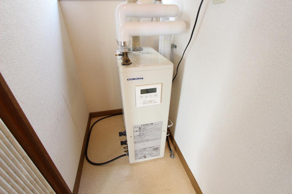 美山町南７丁目４番　戸建て 内観