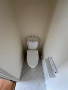 小泉６７５番　建売B 内観