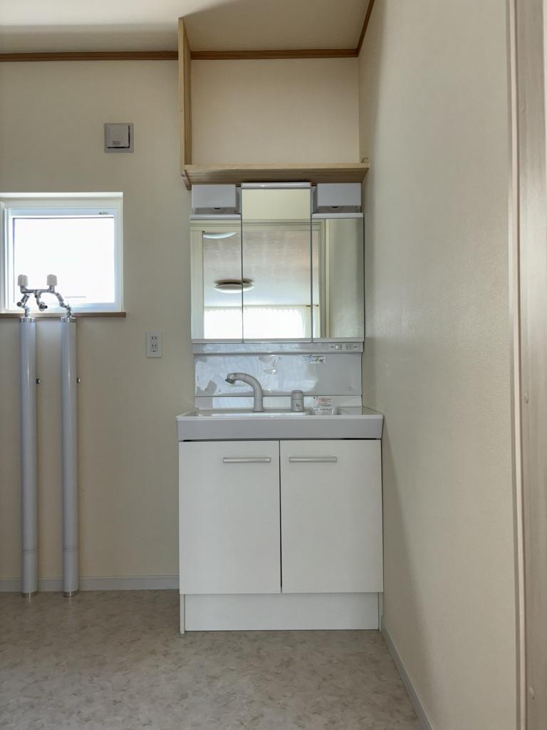 未入居戸建　小泉675番61 内観