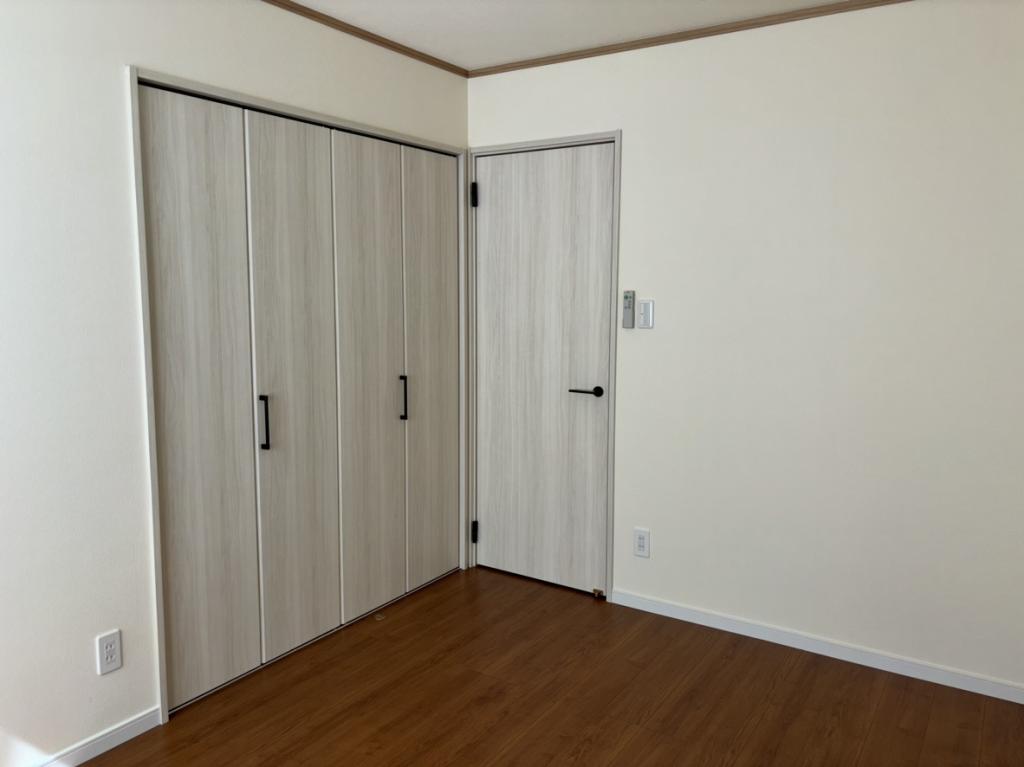 未入居戸建　小泉675番61 内観