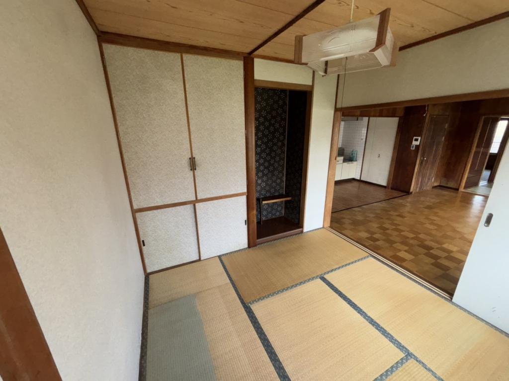 中古戸建　美山町南２丁目8番地38 内観