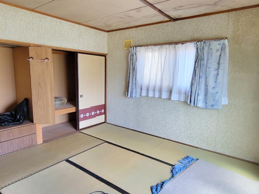 中古戸建　朝日町48番地265、48番地264 内観