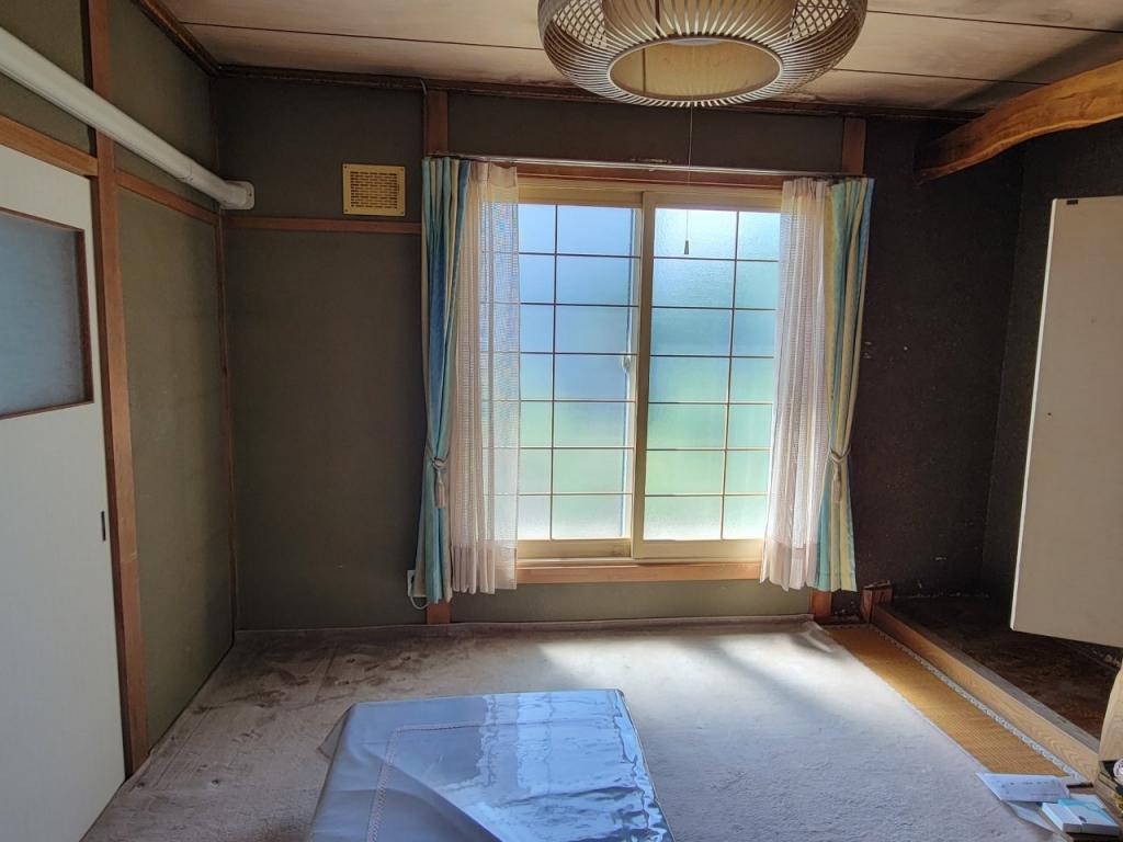 中古戸建　朝日町48番地265、48番地264 内観