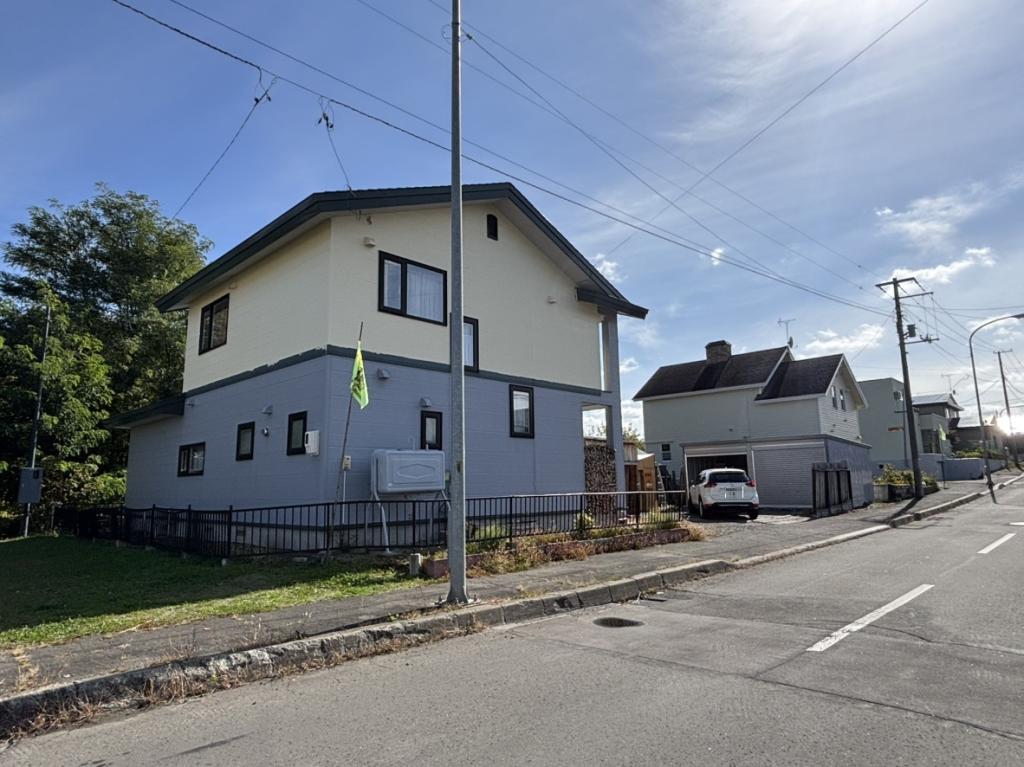 中古戸建　美山町西１丁目47番143、47番144 内観