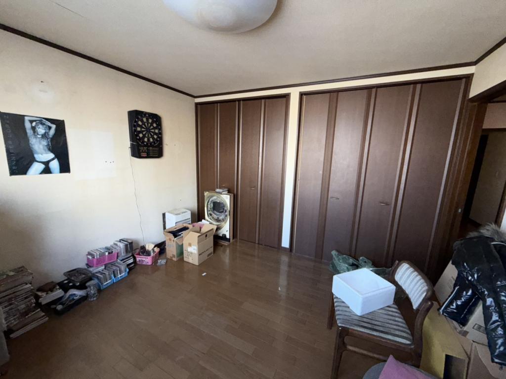 中古戸建　公園町152番地4 内観