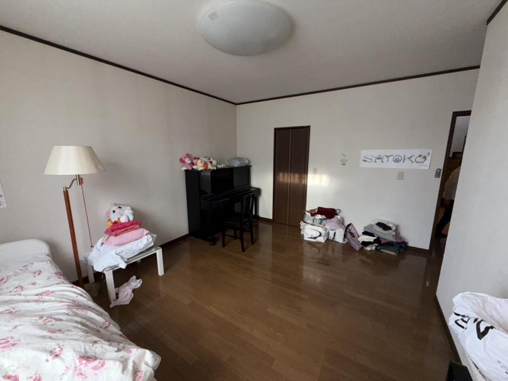 中古戸建　公園町152番地4 内観