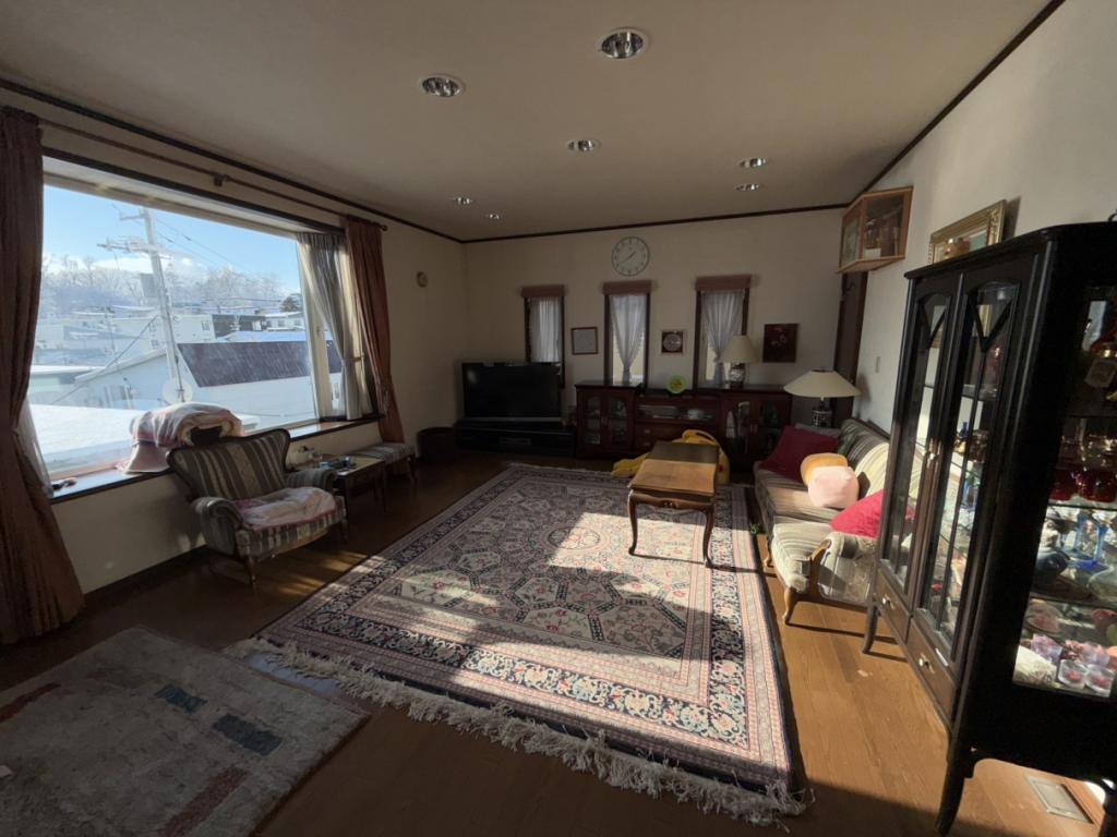 中古戸建　公園町152番地4 内観