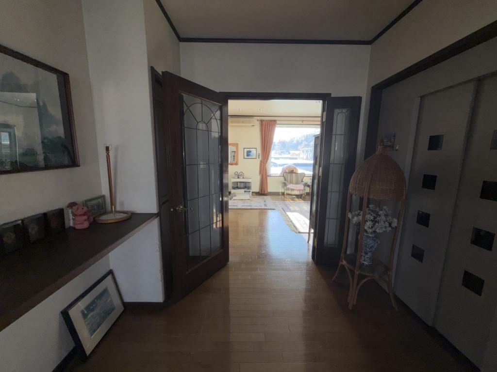 中古戸建　公園町152番地4 内観