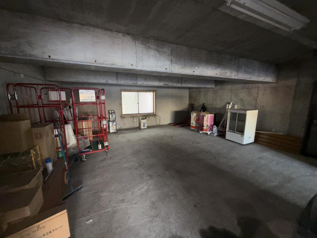 中古戸建　公園町152番地4 内観