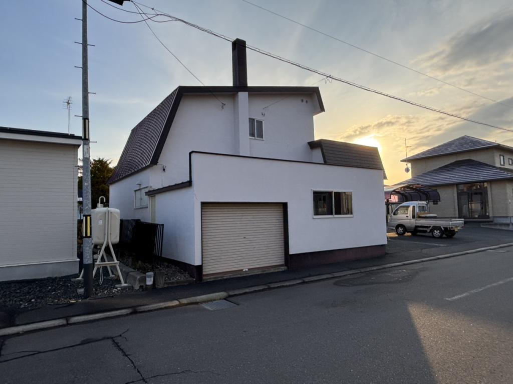 売土地　西富町２丁目123番61 内観