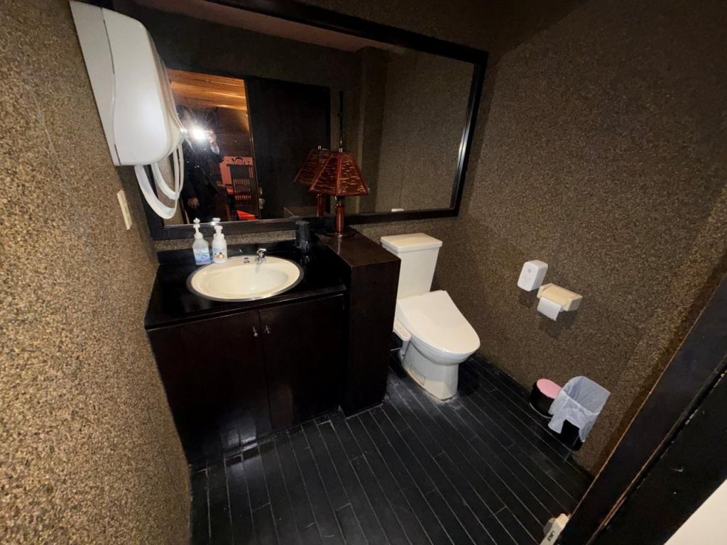 店舗　北四条西３丁目 内観