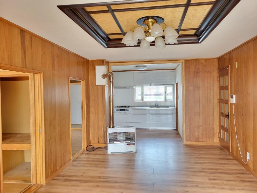 中古戸建　末広町366番地53 内観