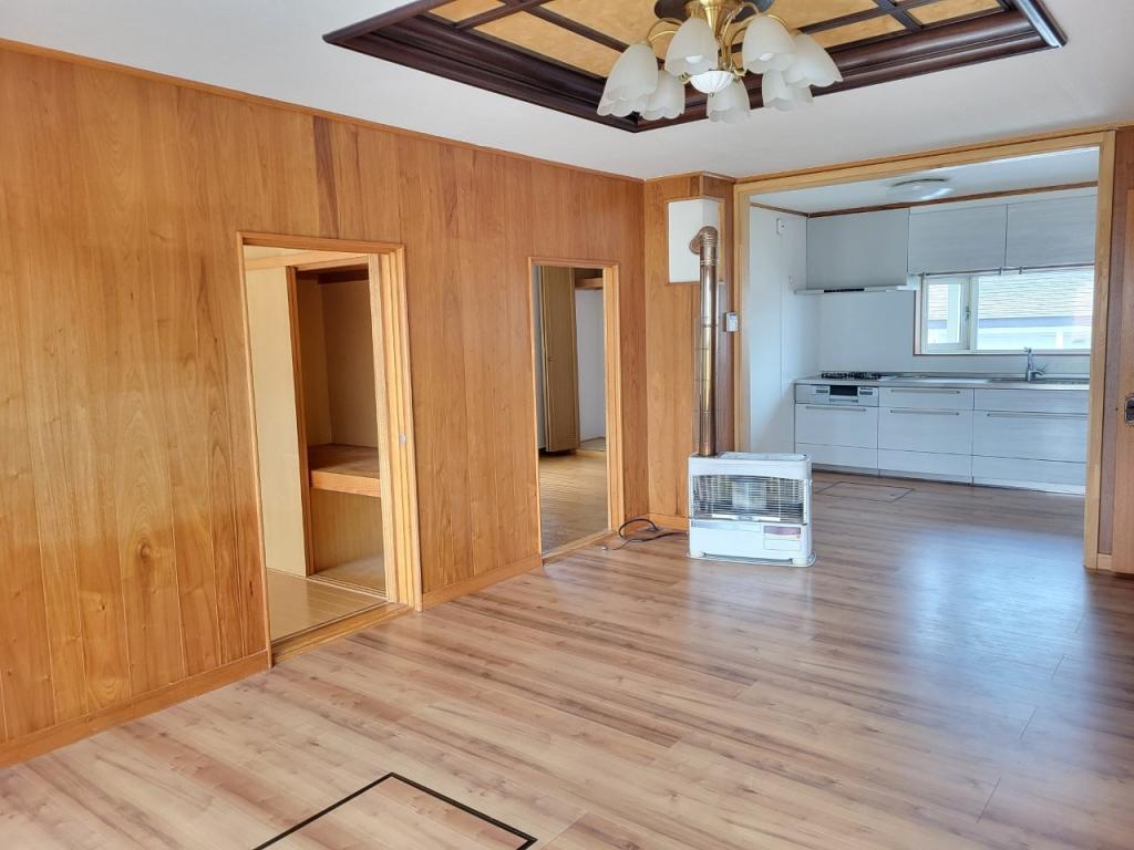 中古戸建　末広町366番地53 内観