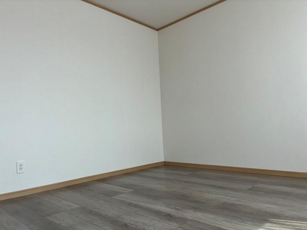 新築戸建　高栄東町４丁目10番地13 内観