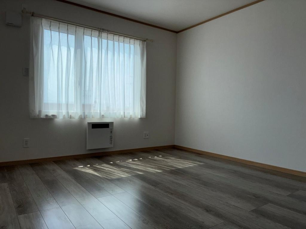 新築戸建　高栄東町４丁目10番地13 内観