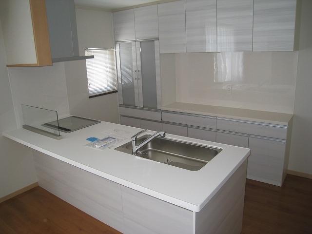 西富町２丁目１５８番　売家 内観