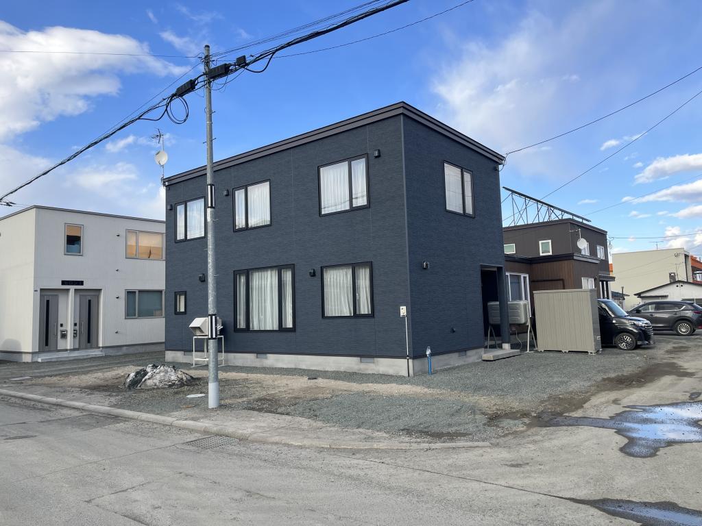 西富町２丁目１５８番　戸建て
