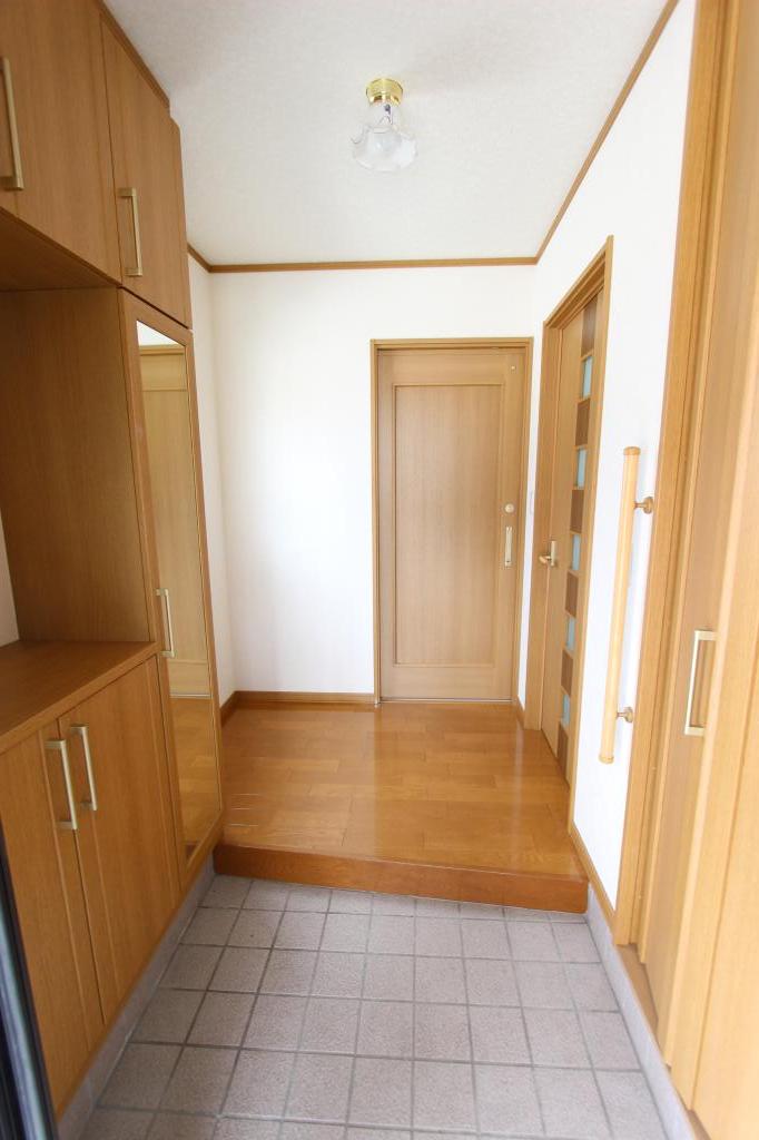 緑ヶ丘３丁目４５番　戸建て 内観