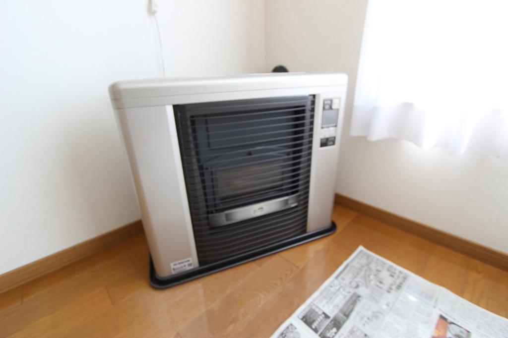 緑ヶ丘３丁目４５番　戸建て 内観