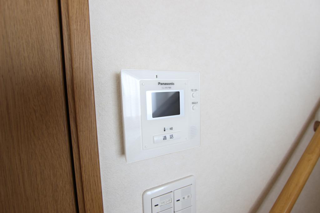 緑ヶ丘３丁目４５番　戸建て 内観