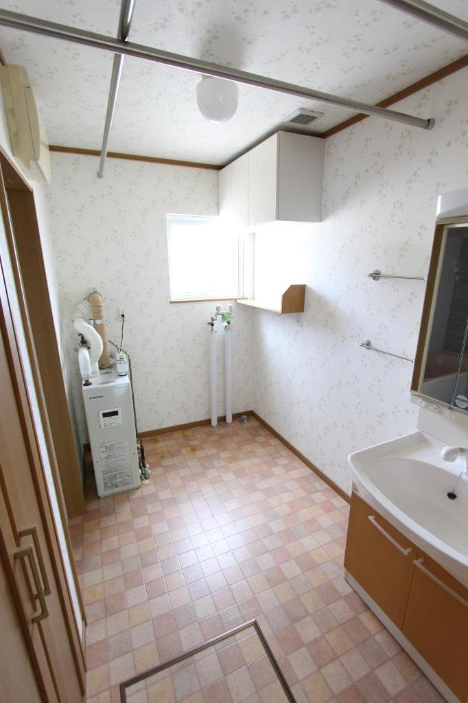 緑ヶ丘３丁目４５番　戸建て 内観