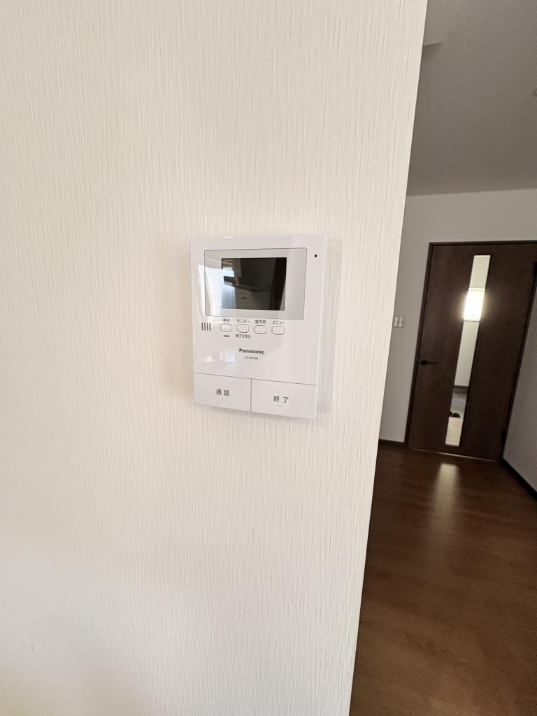 泉町４丁目１６９番　戸建て 内観