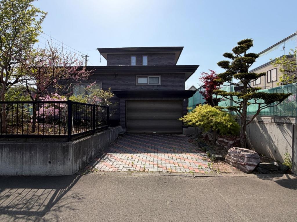 中古戸建　高栄西町３丁目4番1号 内観