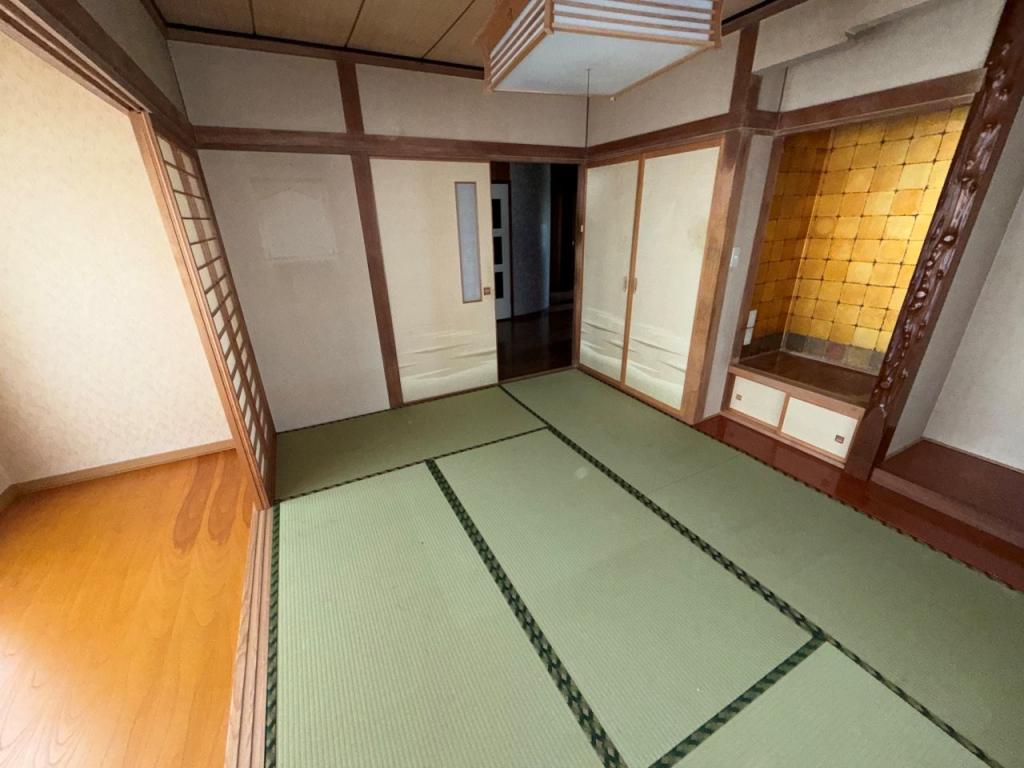 中古戸建　高栄西町３丁目4番1号 内観