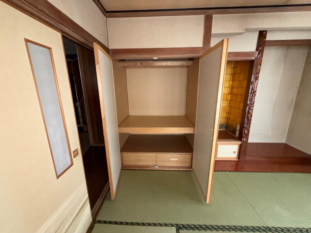 中古戸建　高栄西町３丁目4番1号 内観