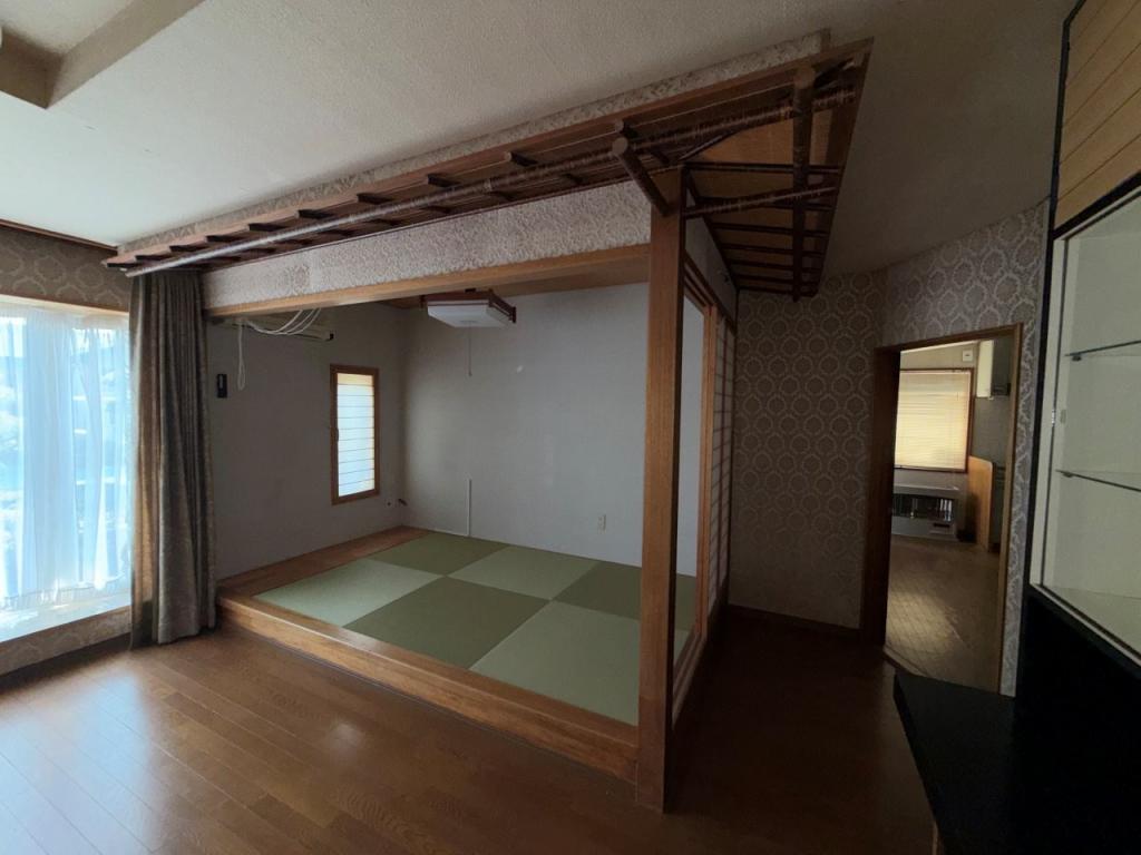 中古戸建　高栄西町３丁目4番1号 内観
