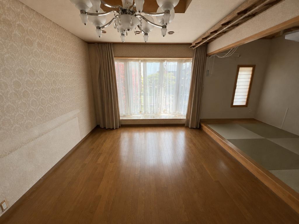 中古戸建　高栄西町３丁目4番1号 内観
