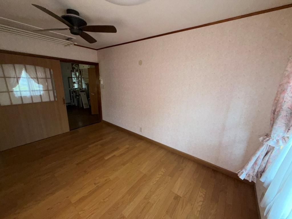 中古戸建　高栄西町３丁目4番1号 内観