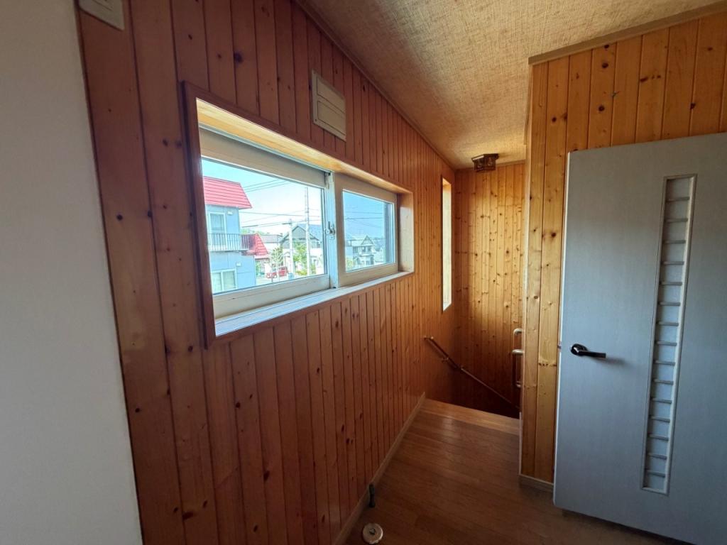 中古戸建　高栄西町３丁目4番1号 内観