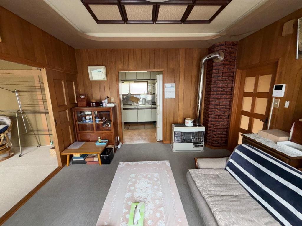中古戸建　緑ケ丘１丁目25番4号 内観