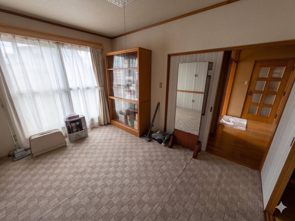中古戸建　緑ケ丘１丁目25番4号 内観