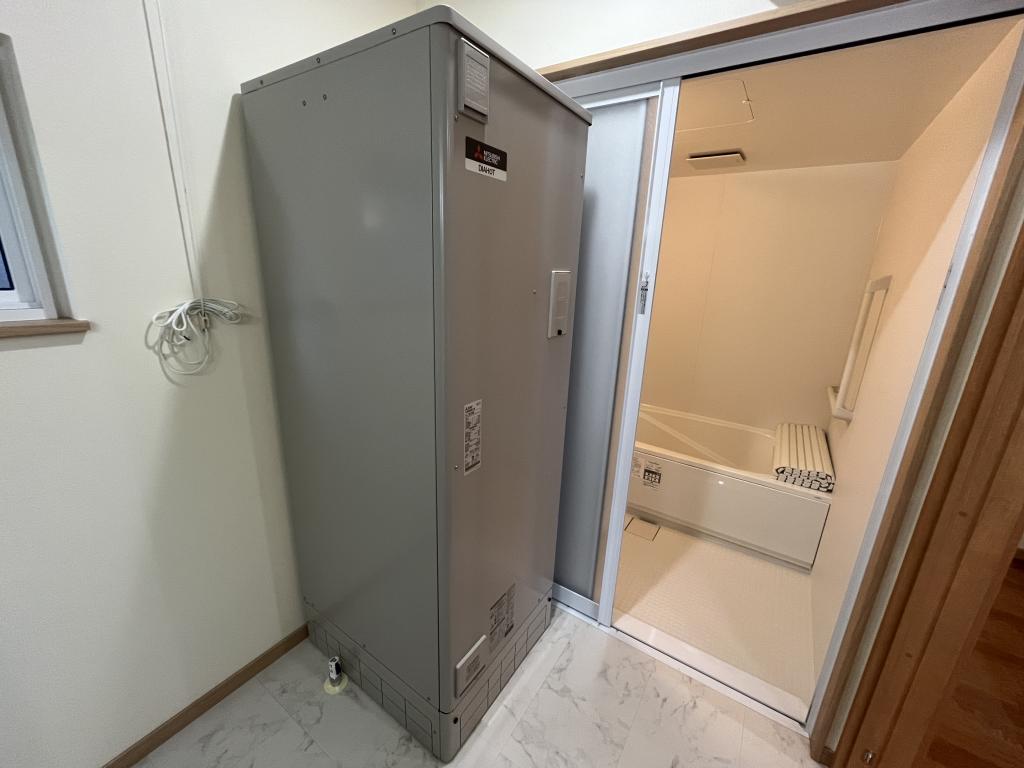 とん田西町２１７番　戸建て 内観