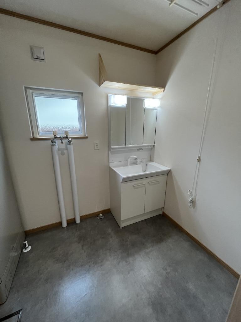 中ノ島町３丁目５番　戸建て 内観