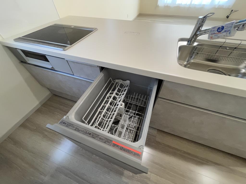 北央町１１６番　戸建て 内観