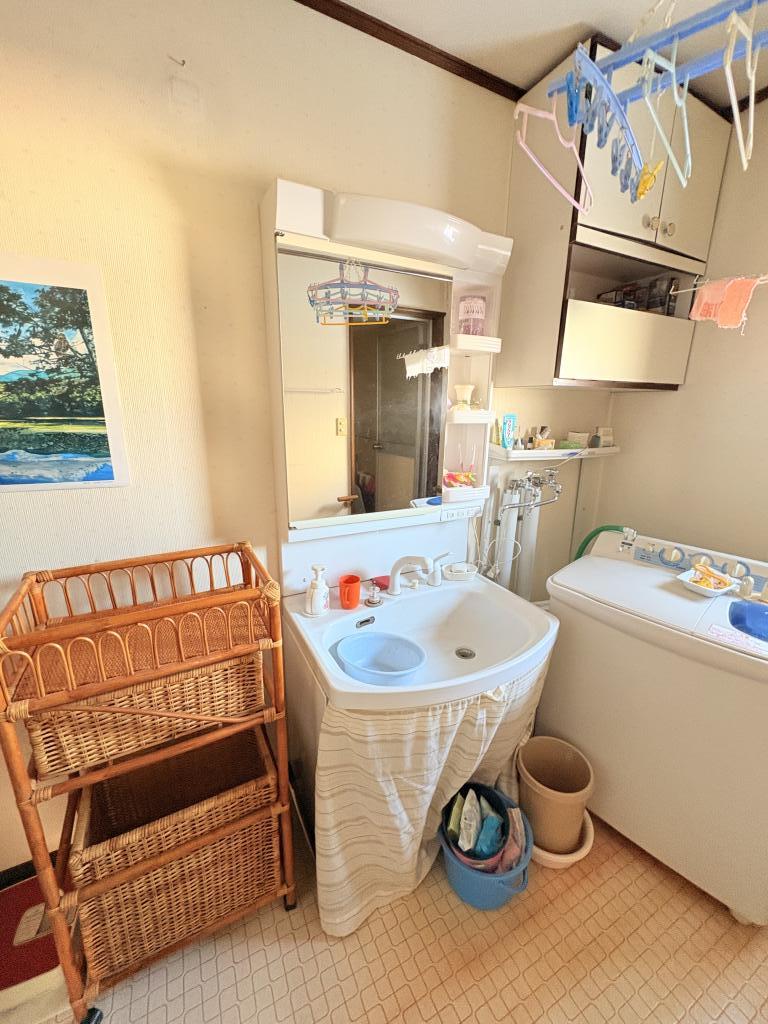 桜町５丁目３４番　戸建て 内観
