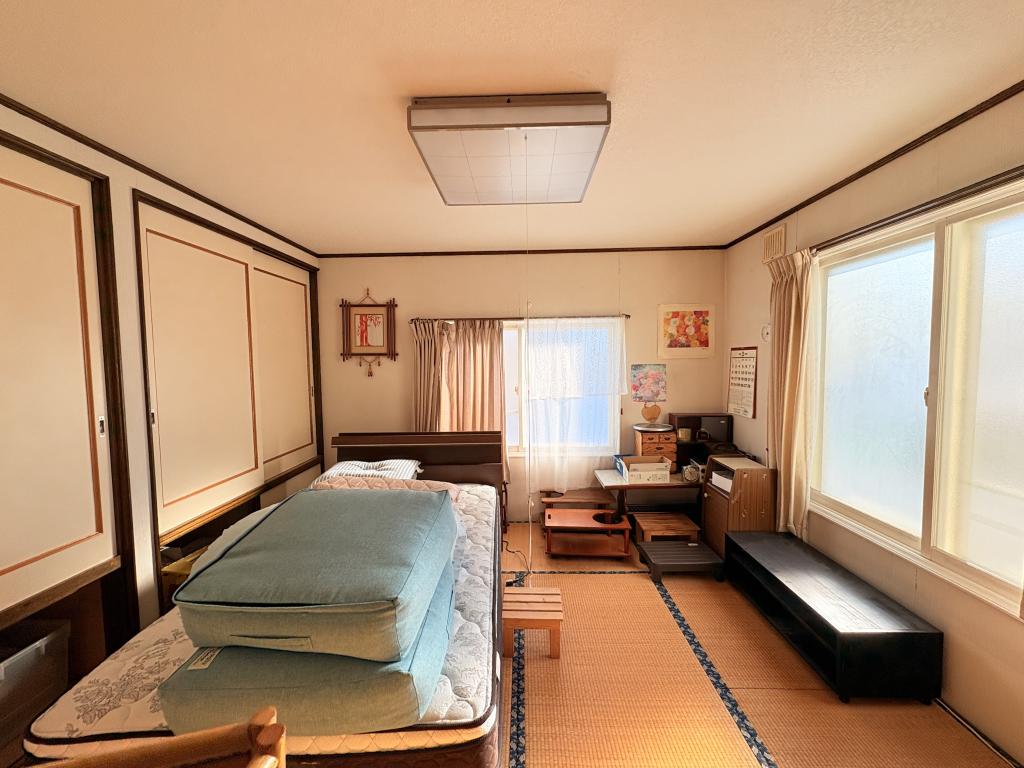 桜町５丁目３４番　戸建て 内観