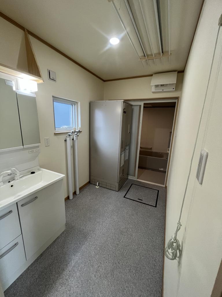 北央町１１０番　戸建て 内観