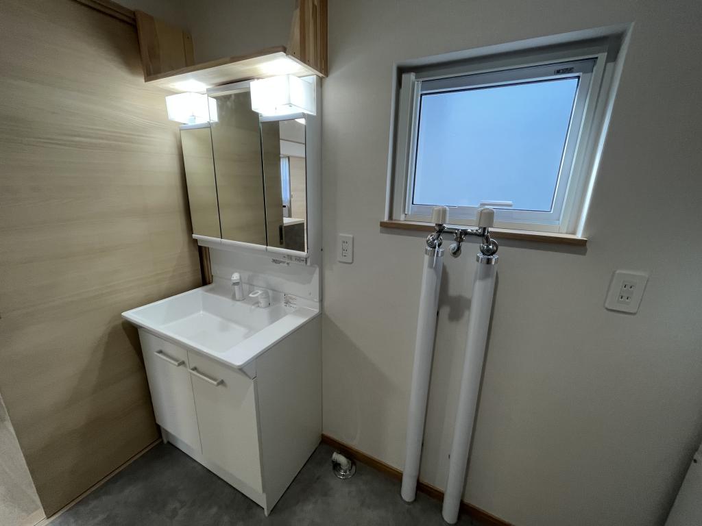 美山町西５丁目４７番　戸建て 内観