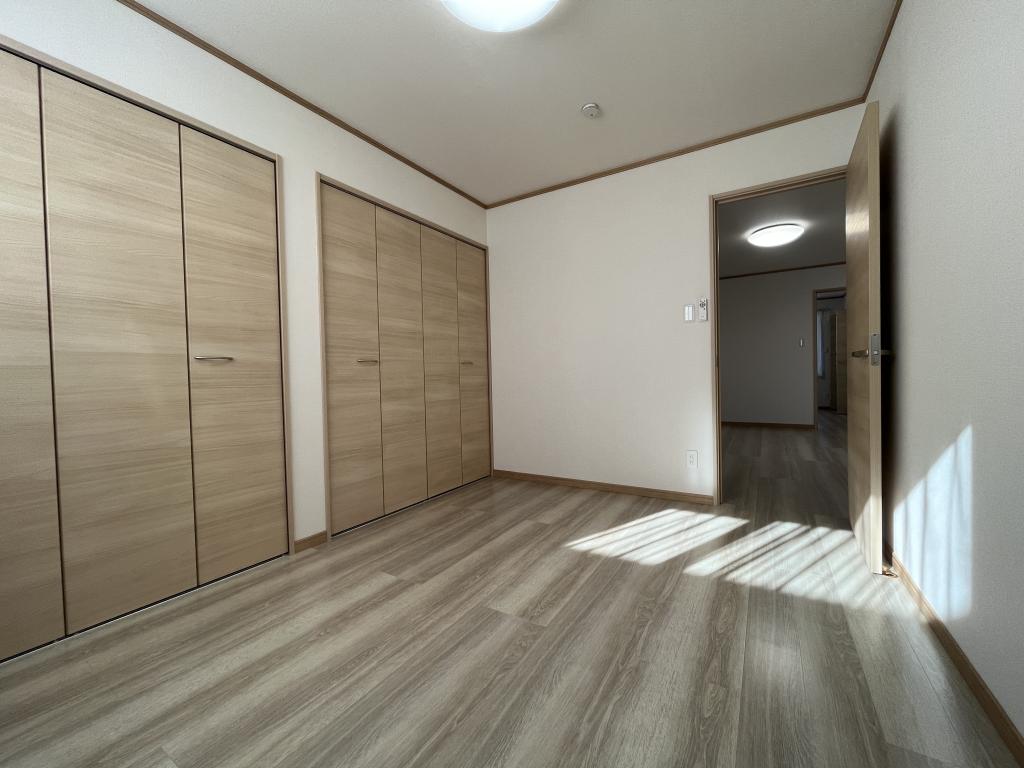 美山町西５丁目４７番　戸建て 内観