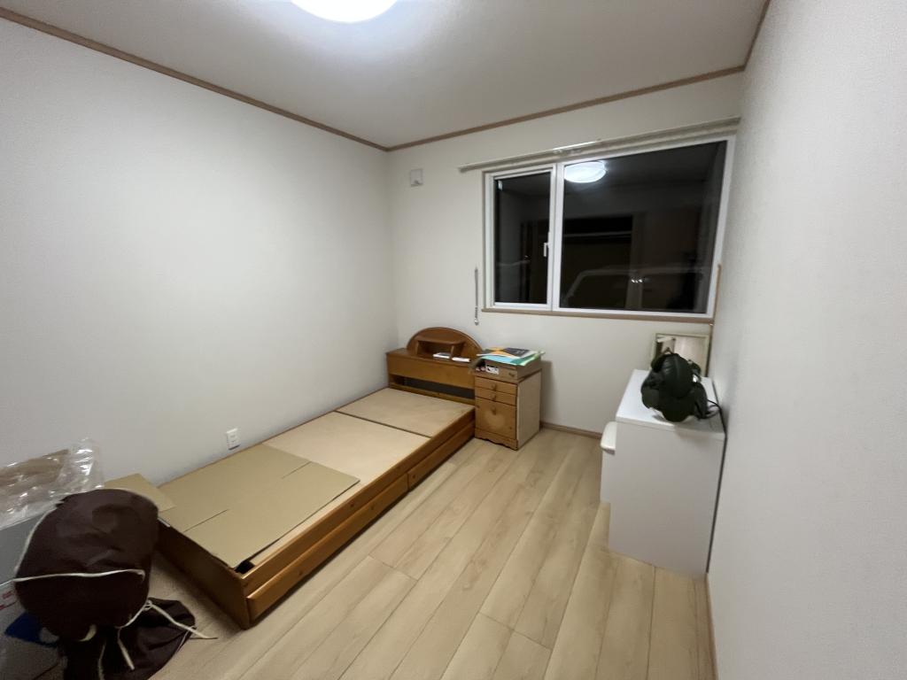 小泉２４４番　戸建て 内観