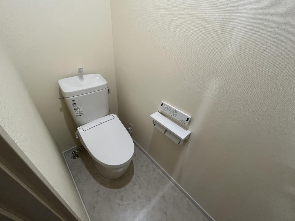 小泉６７５番　戸建て 内観