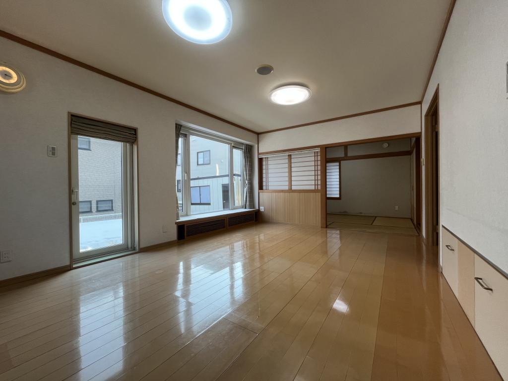 緑ヶ丘５丁目３５番　戸建て 内観